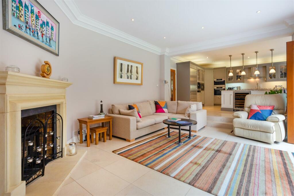 67370_3 Bury Road Poole (9).jpg