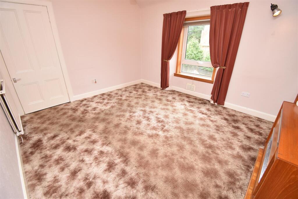 LOUNGE TWO .JPG
