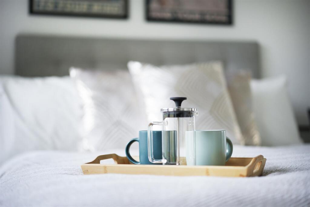 Bedroom (Lifestyle).jpg