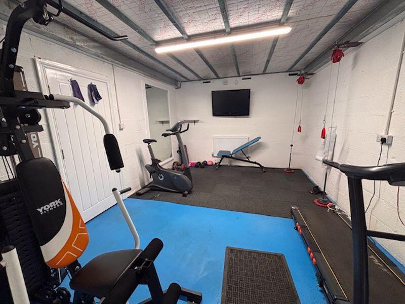 Home Gym/Family Room