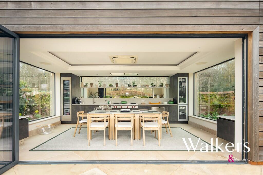 Garden Kitchen