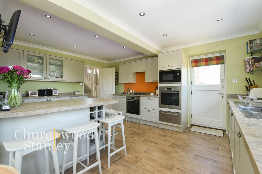 Kitchen / breakfast room
