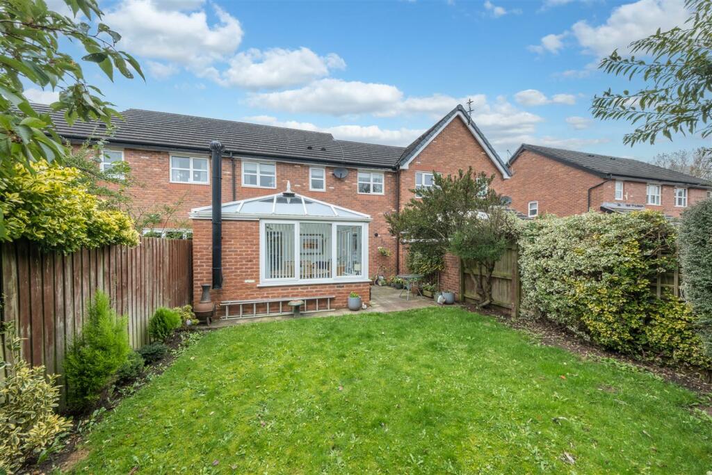 14 Delamere Close-024.jpg