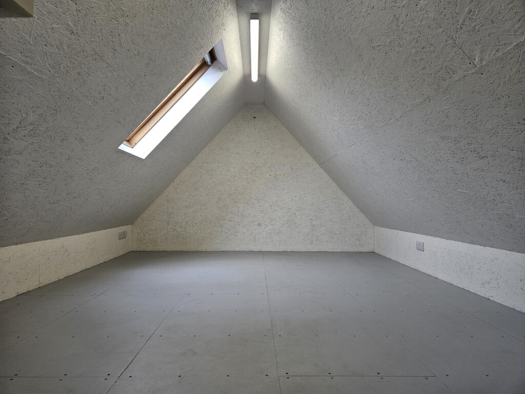 extra space in roof of garage