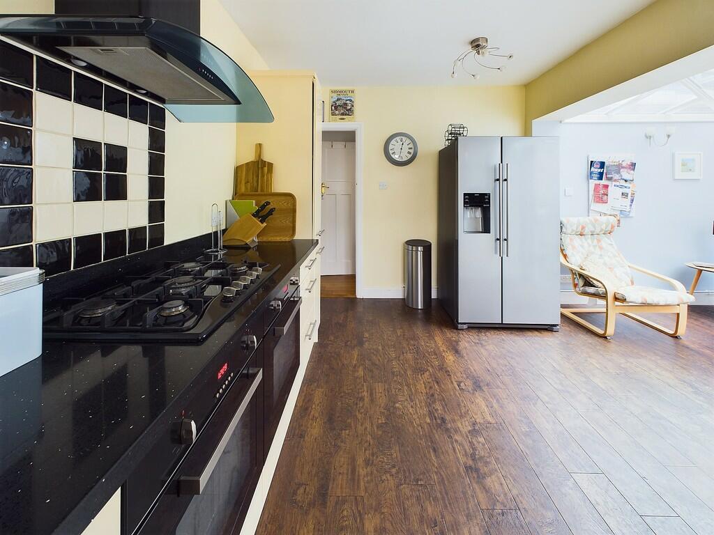 Kitchen b