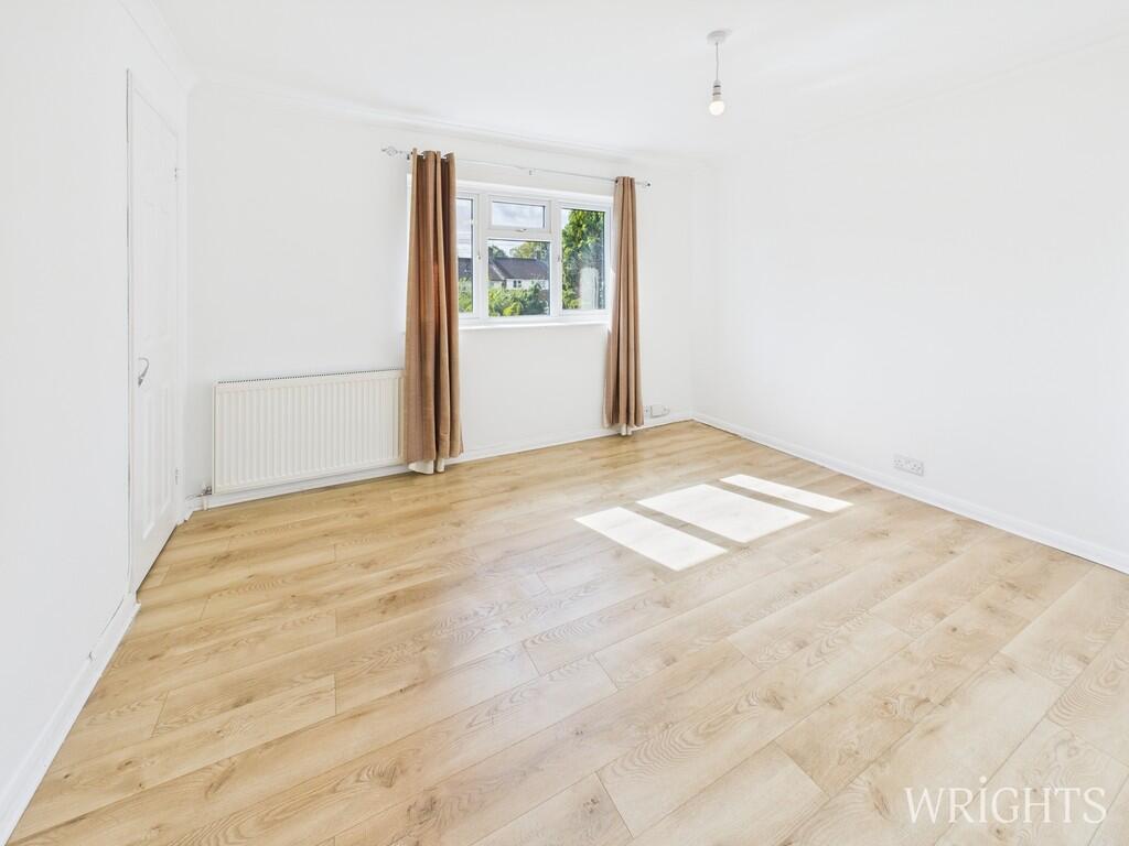 CAM02796G0-PR0494...