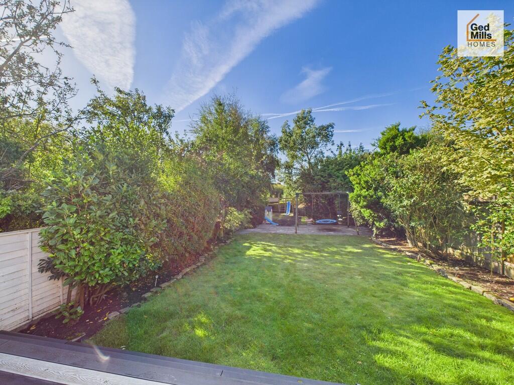 CAM04261G0-PR0095...