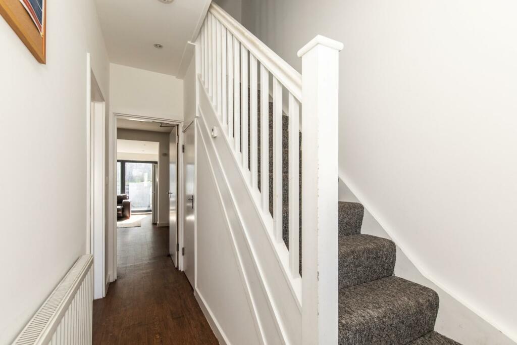 Hartington Place12.jpg