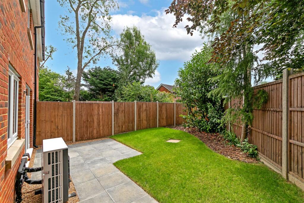 4OakviewGardens-33.jpg