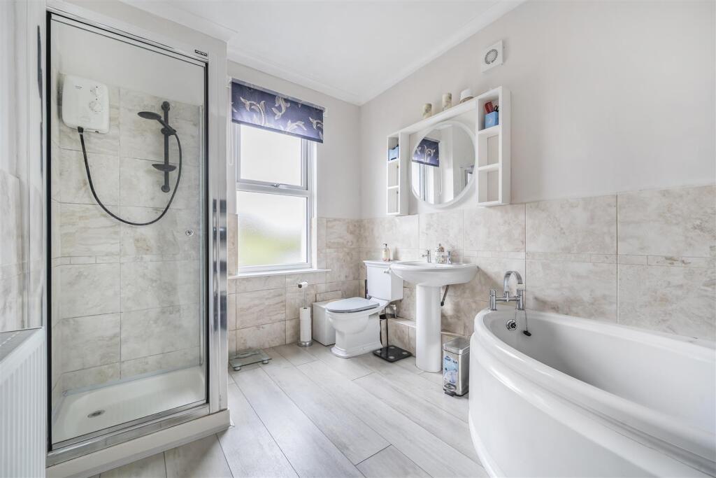 154 Hickman Road, Galley Common