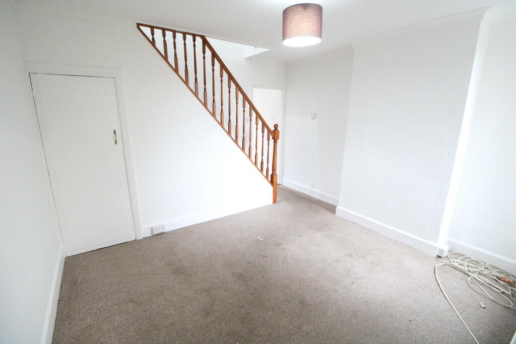 Living Room (2)