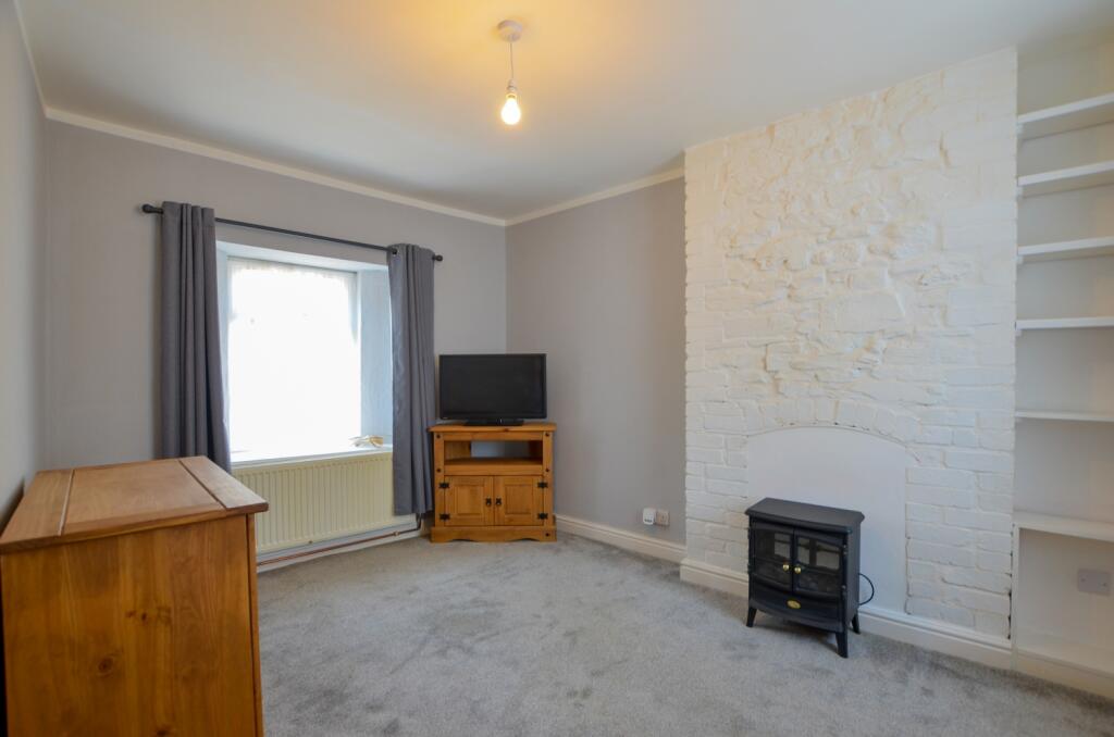 To Book A Viewing Call TPS Lostwithiel on 01208 87