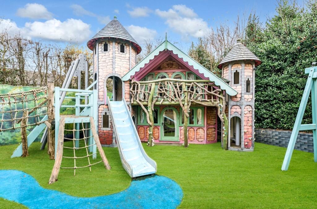 Bespoke Castle Playhouse 