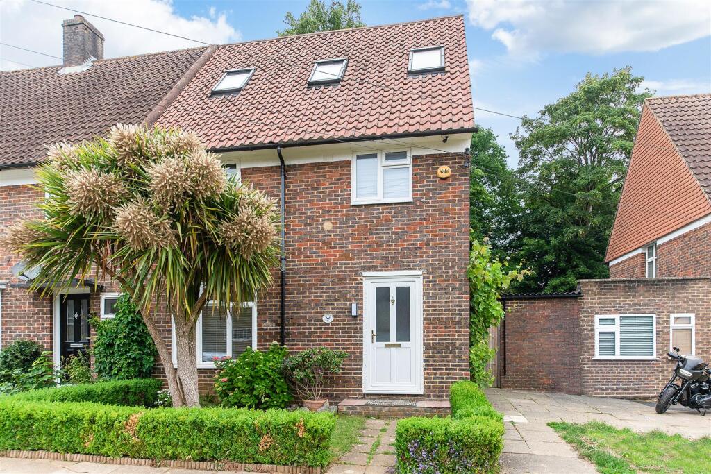 THORNFIELD ROAD (12).jpg