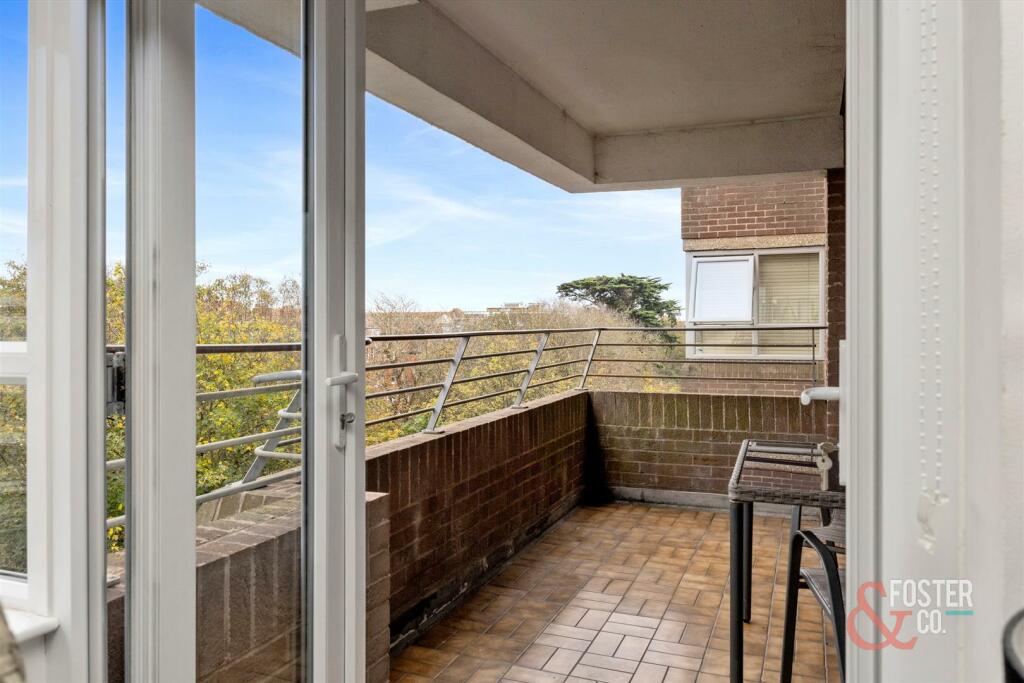 Eaton Gardens, 16-18, 34-014.jpg