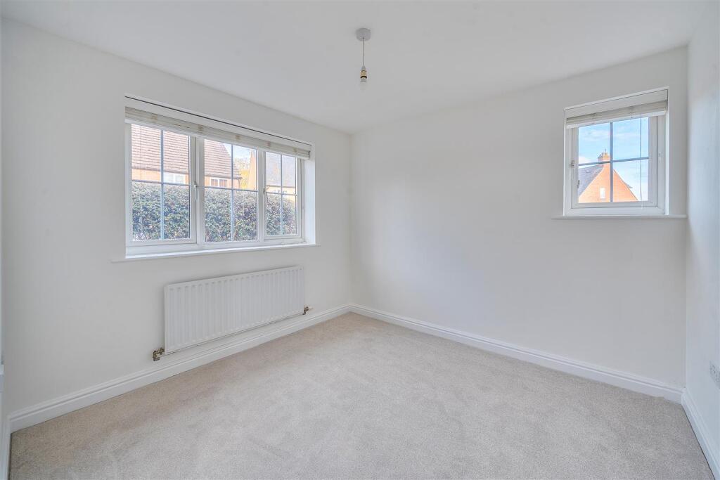 6 The Old Woodyard, Silverstone (15).jpg