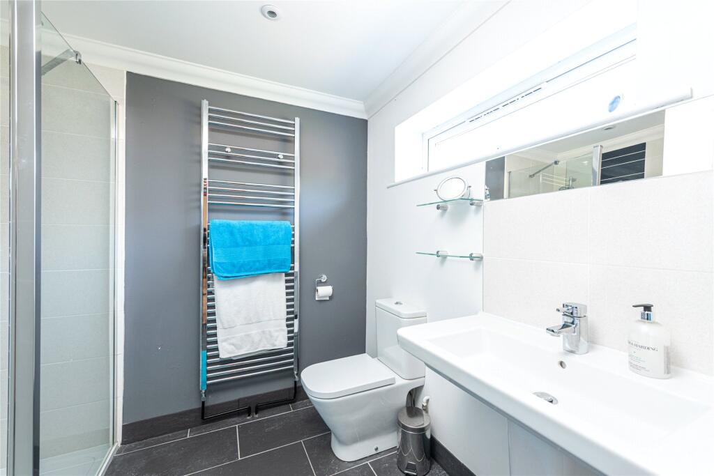 En Suite Shower Room