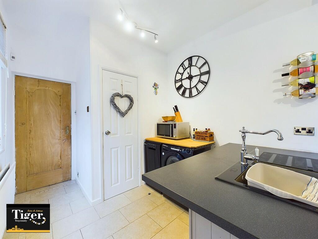 CAM03440G0-PR0190...