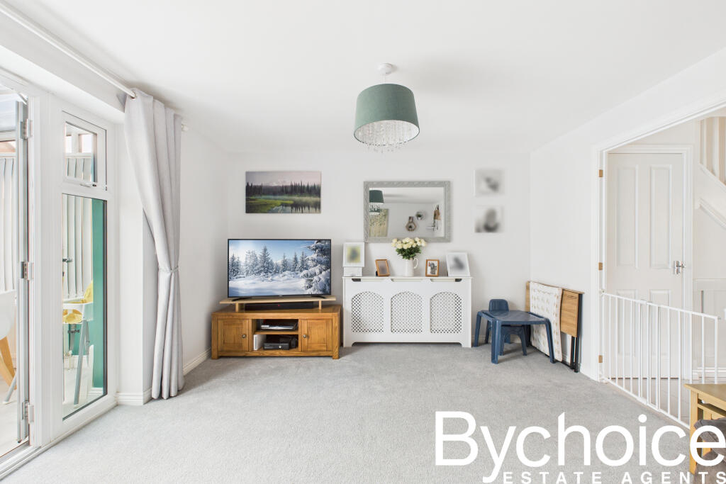 CAM05454G0-PR0059-STILL013