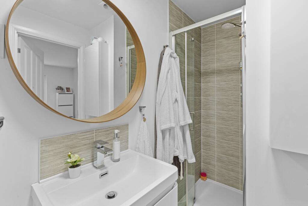Ensuite