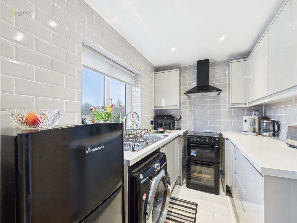 CAM03830G0-PR0121...