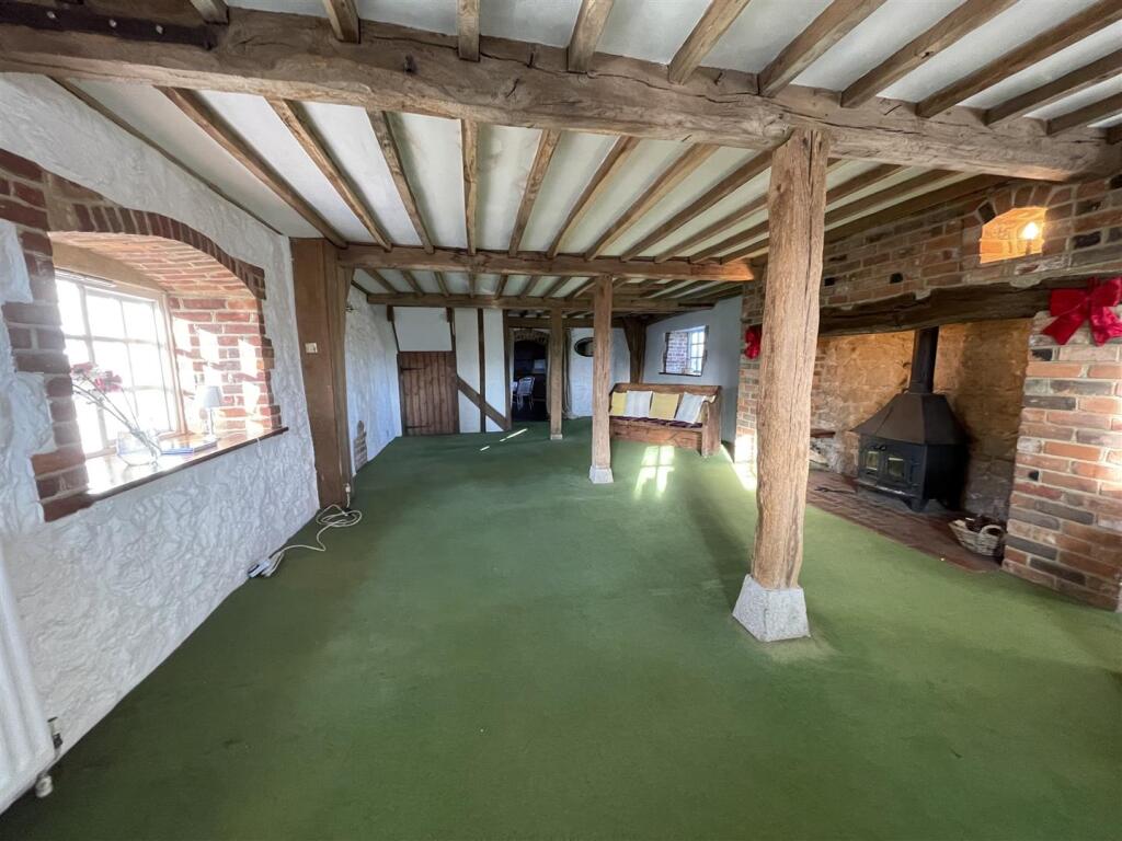 SITTING ROOM