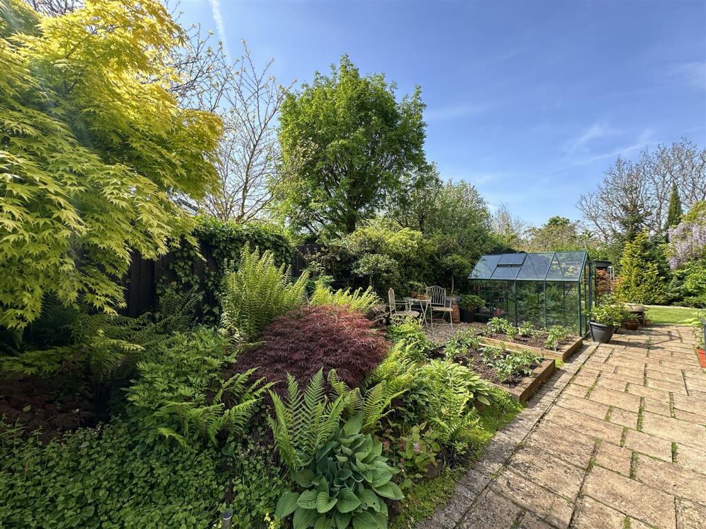 GARDENS