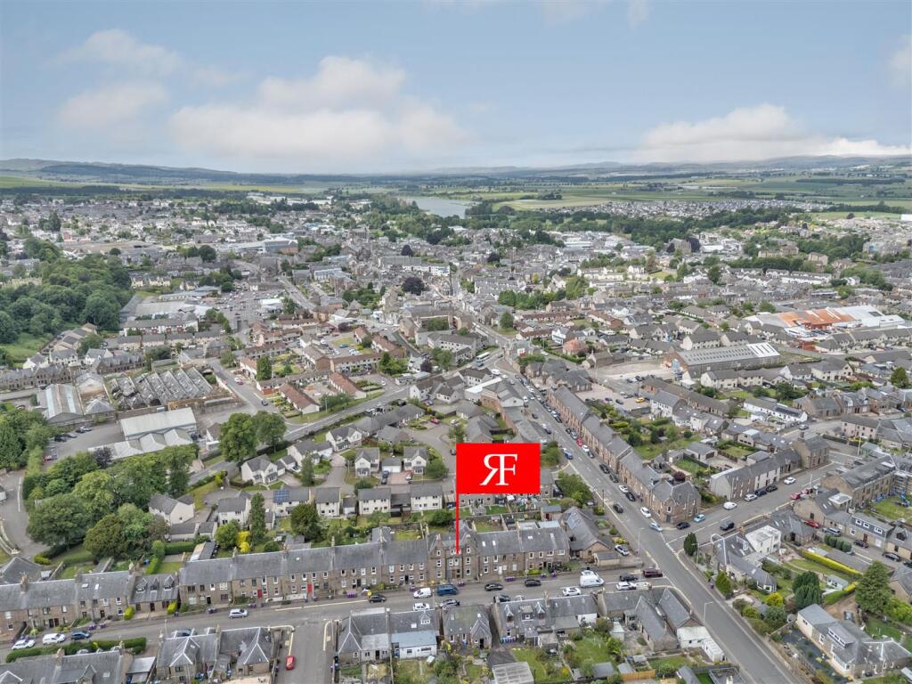 22 Yeaman Street Forfar-10.JPG