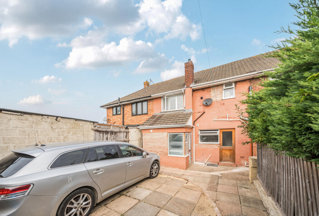 1344763-3-68a832d...