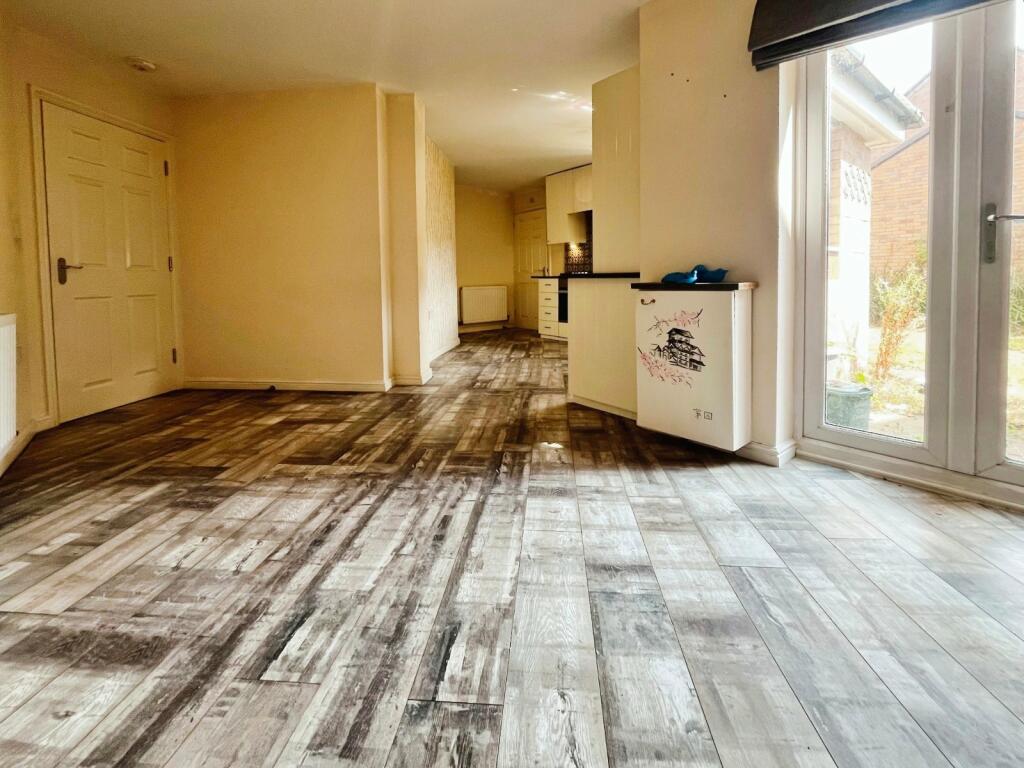 Kitchen Dining Area