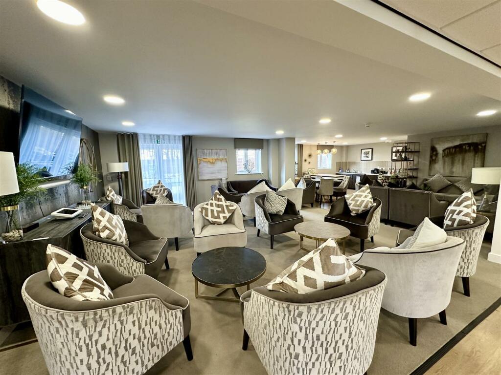 communal lounge.JPEG