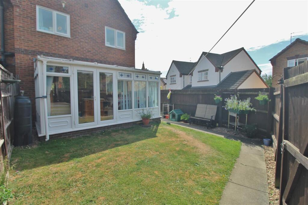REAR GARDEN -