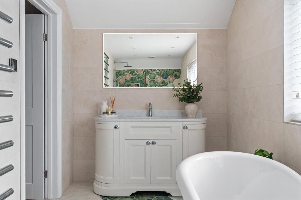 Ensuite Bathroom