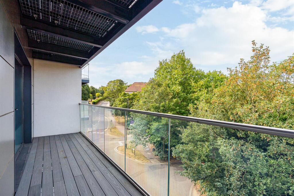 Balcony-2.jpg