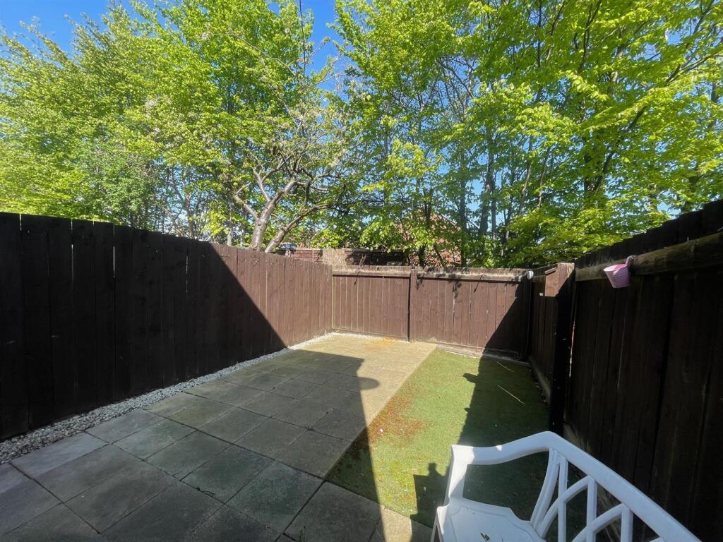 Garden 2.jpg
