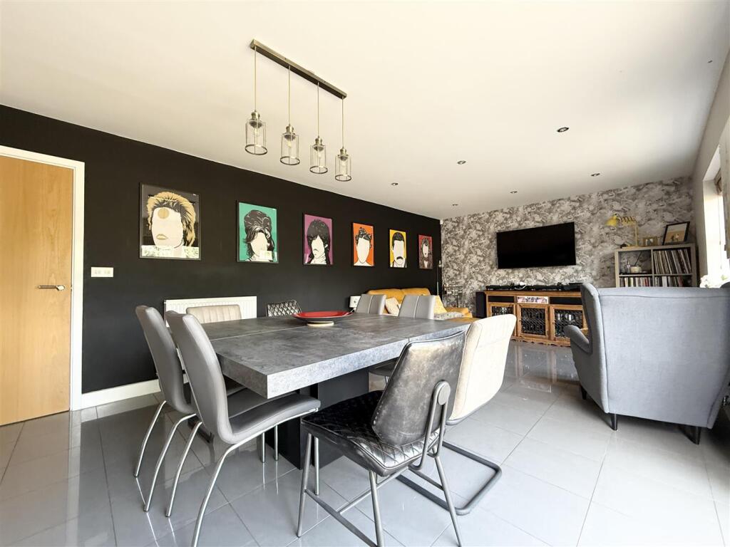 Family Living Kitchen