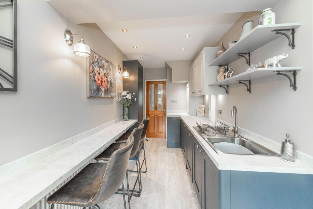 LIVING ROOM, KITCHEN AND DINER