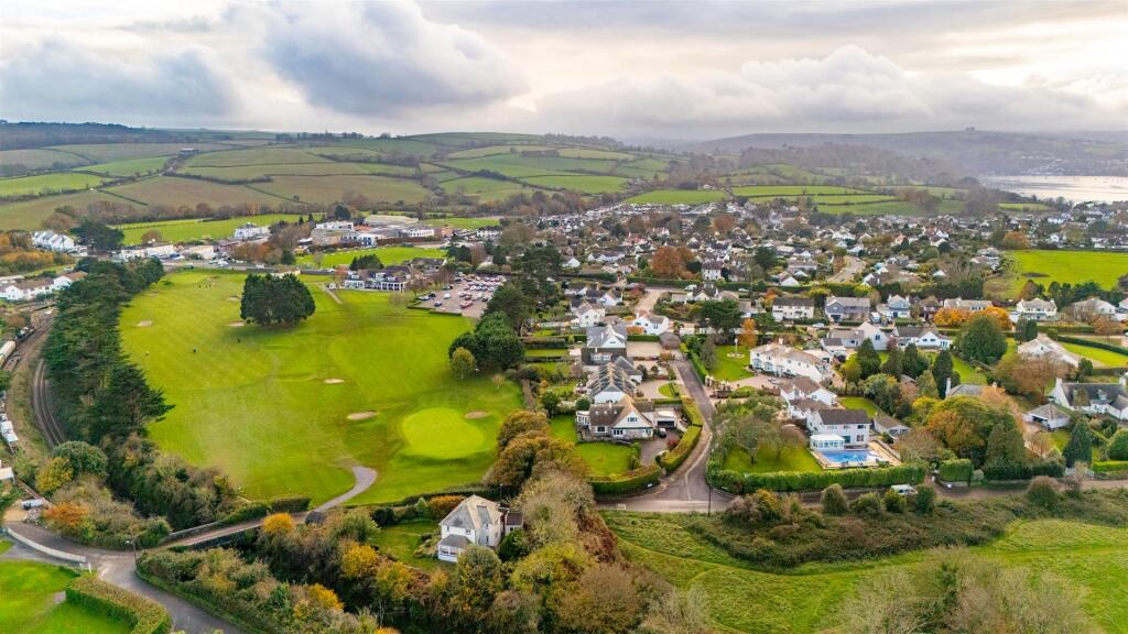 A27 - 3 Brakeridge Close - 251106.jpg