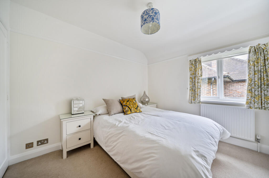 1364053-31-68ed35...