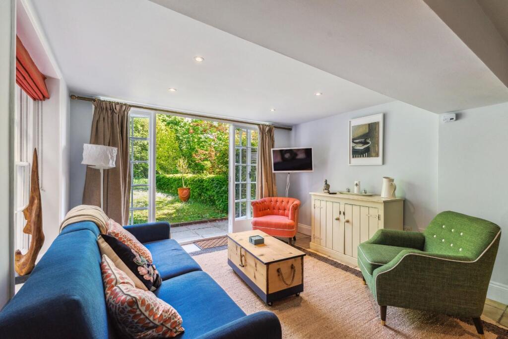 91653_Flat 2 11 St Nicholas Road(5).jpg