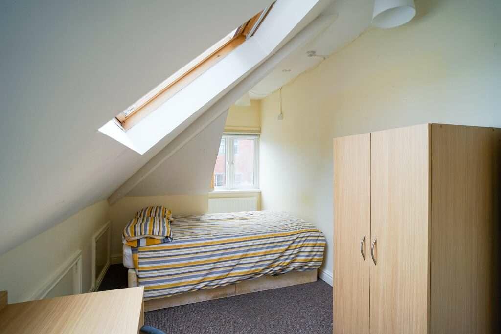 9_Harcourt_Crescent