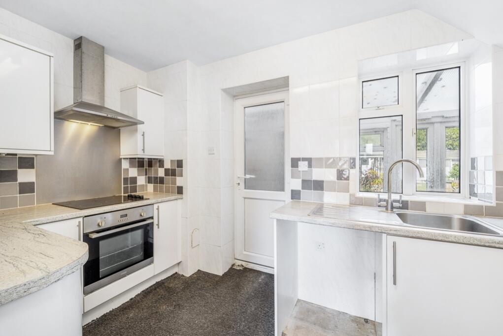 30 Bede Crescent (Benington)-19