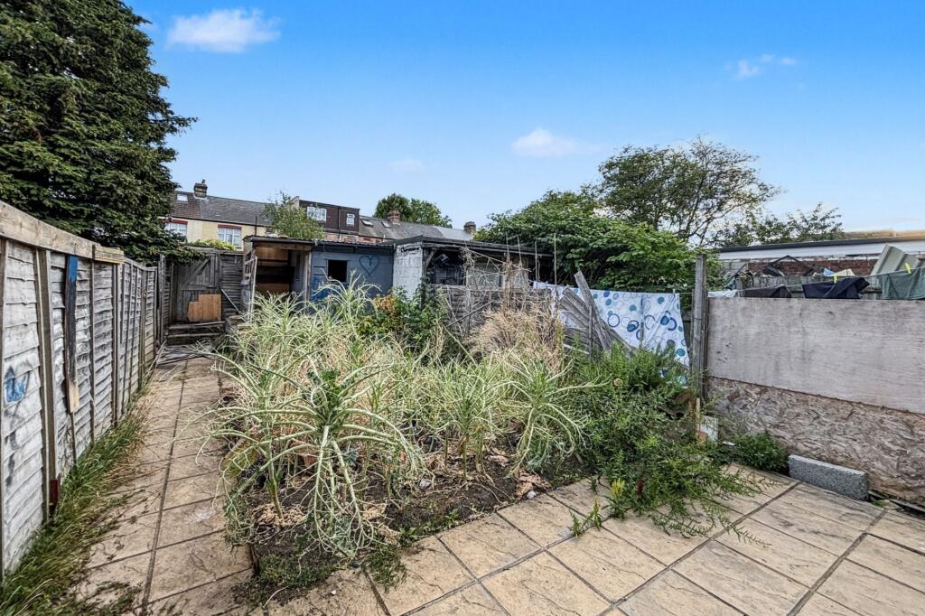 62 Cavendish Road, Edmonton, London N18 2LS