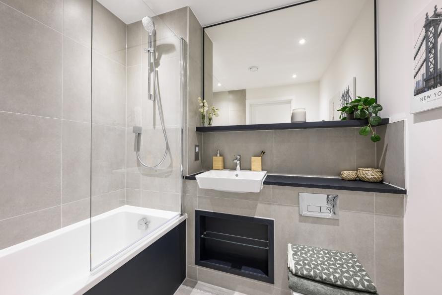 Kew Bridge Rise - Studio - Starling