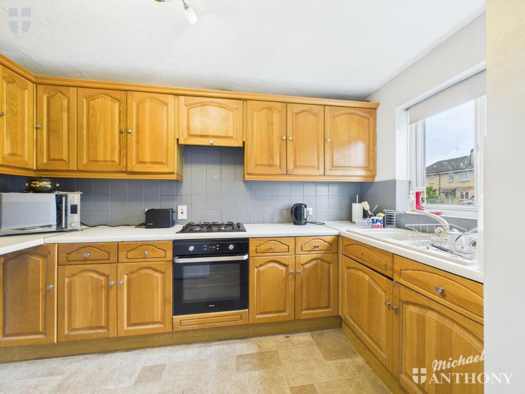 CAM03218G0-PR0578-STILL022