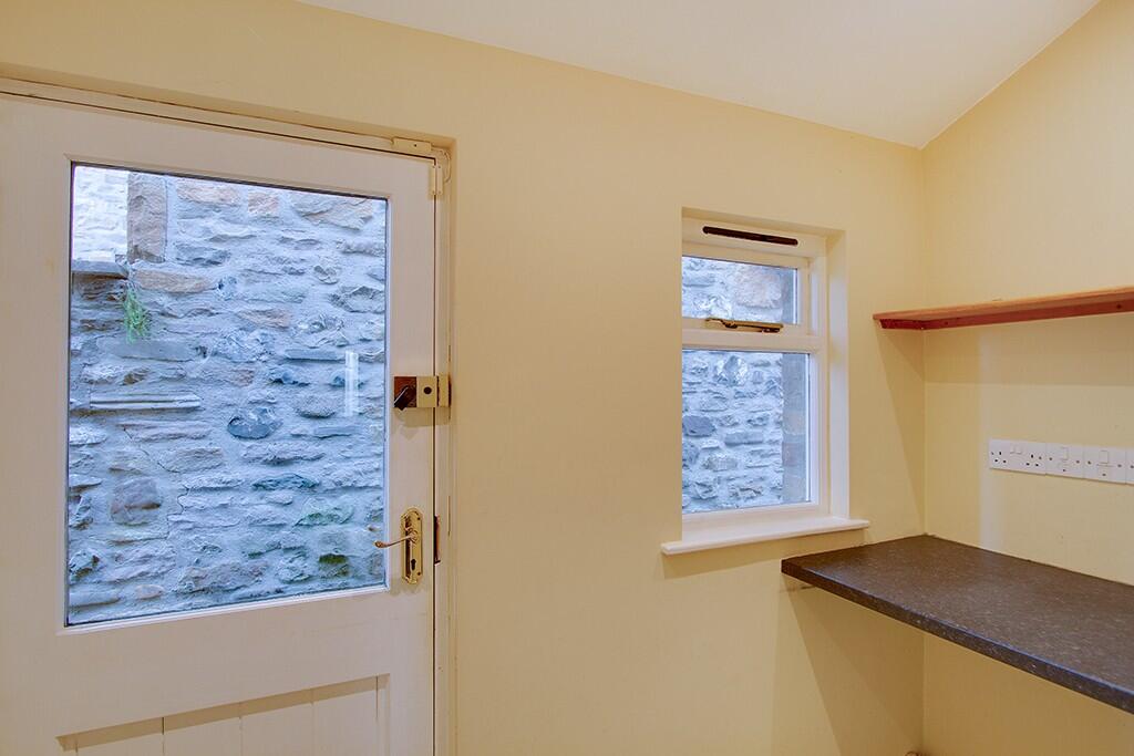 Utility/boot room