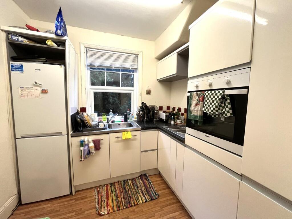Kitchen.JPG