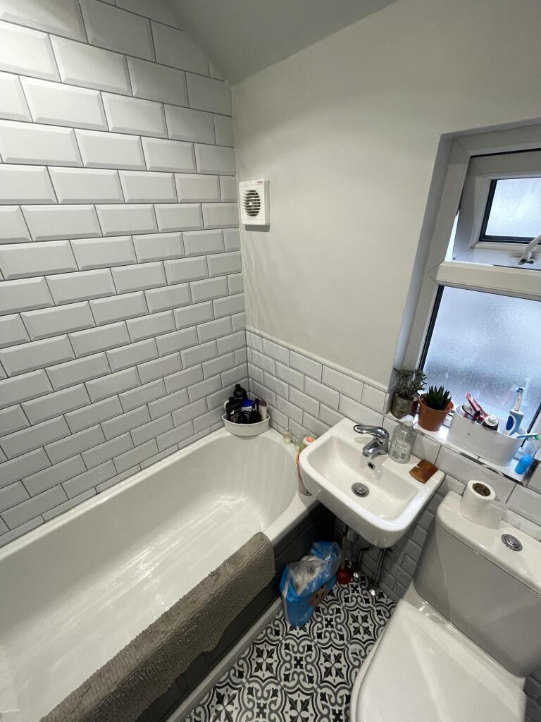 upstairs bathroom