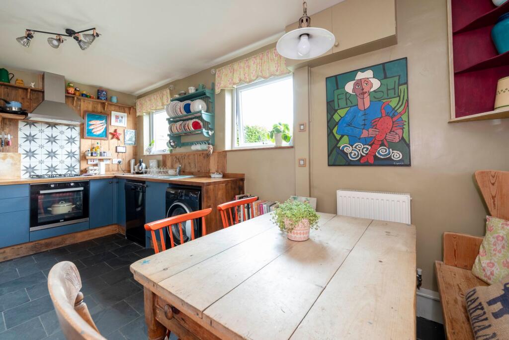 Kitchen &amp; Dining Area