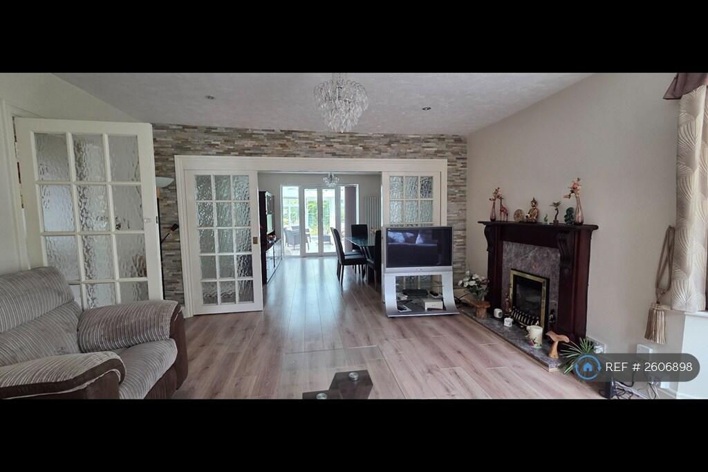 Lounge (Open Plan) - Side 1